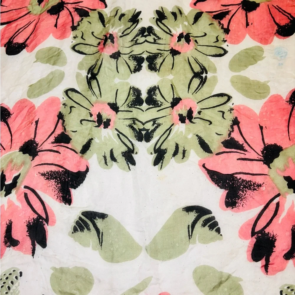 Scarf Vintage Floral Print Scarf with Black Border - Picture 7 of 7